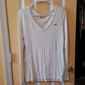 Long sleeve v- neck shirt